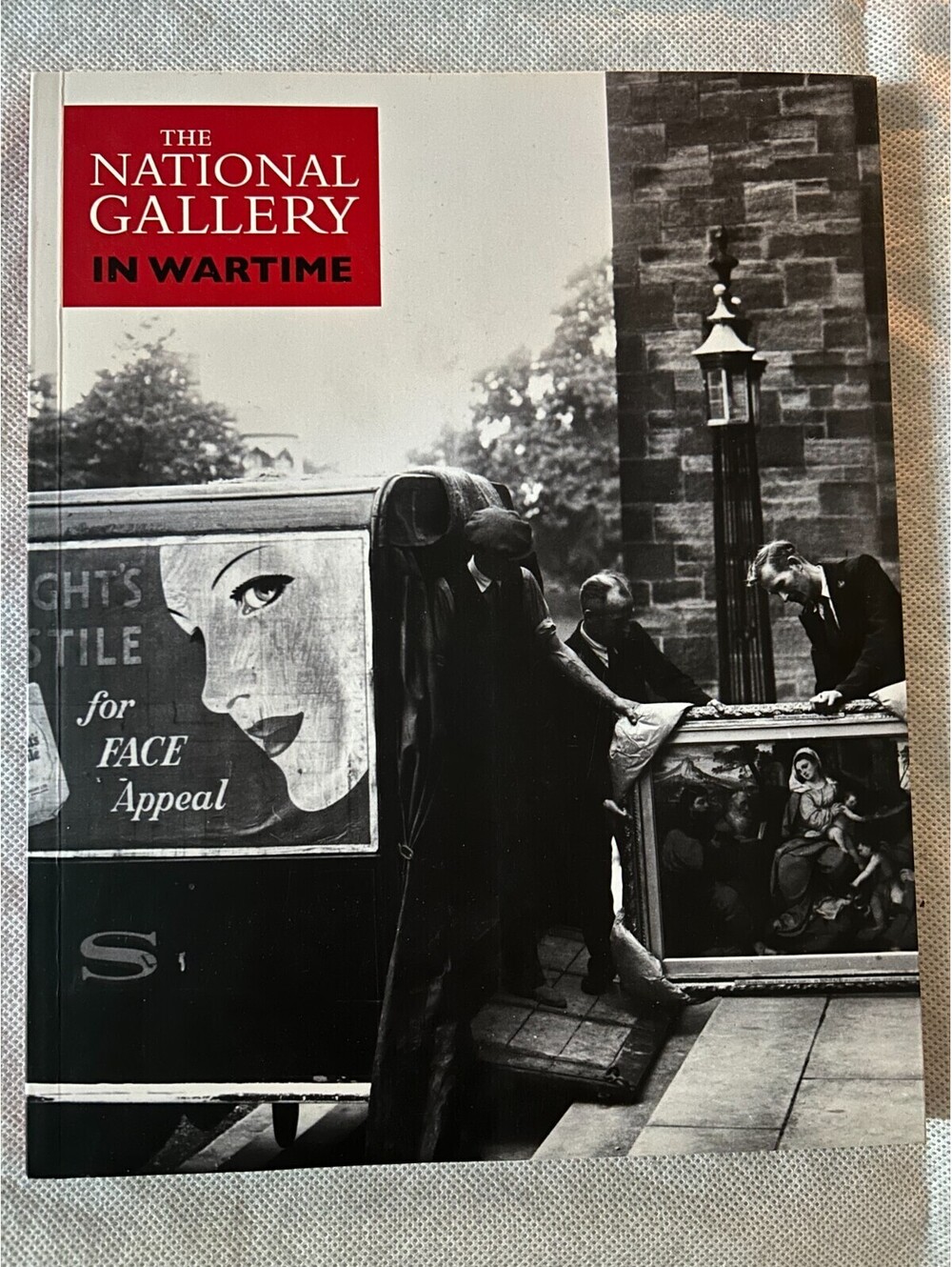 The National Gallery in Wartime (National Gallery London Publications) Paperback